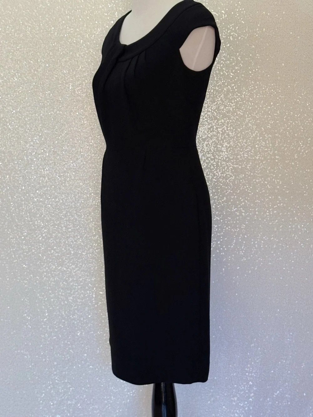 Kate Spade Raya Shift Dress Black Pleated Neck Sheath Dress Size 4 Womens